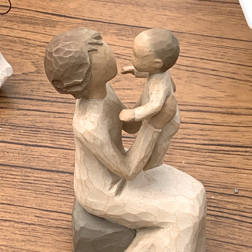 GRANDMOTHER WILLOW TREE FIGURINE